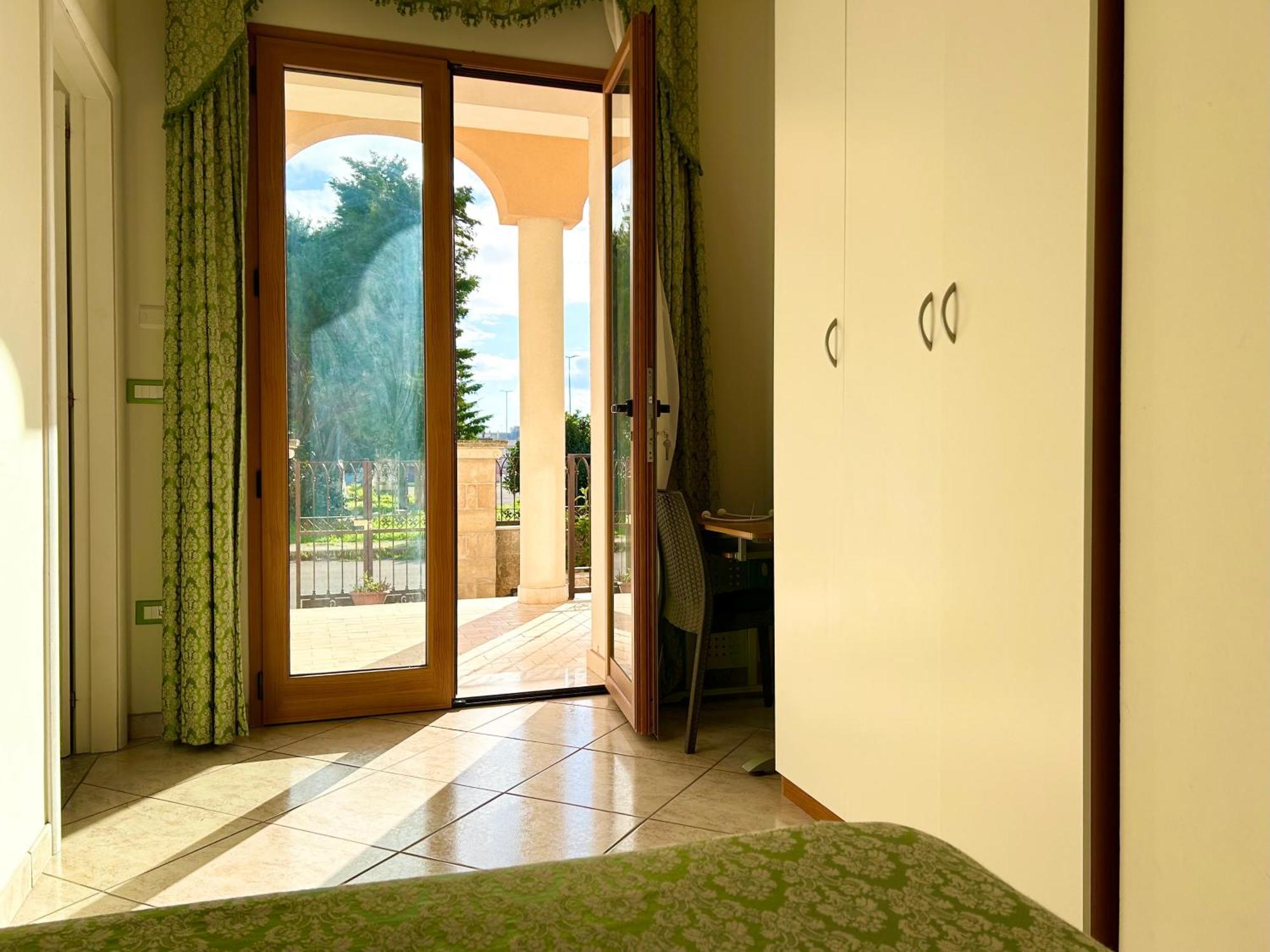 Hotel Costa Caffe Salve Buitenkant foto